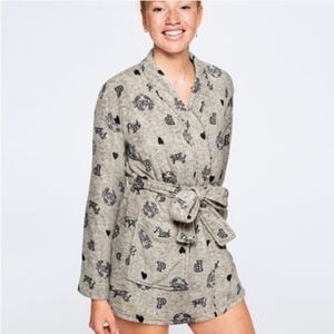 PINK Victoria's Secret Gray Patterned Robe